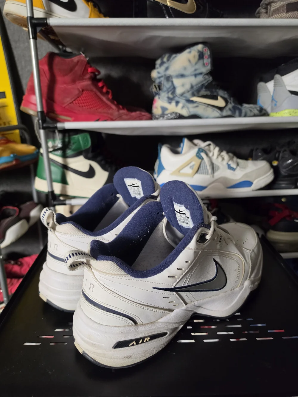 🔥 Nike Air Monarch Men's Size 11 White and Navy Air Athletic Sneakers